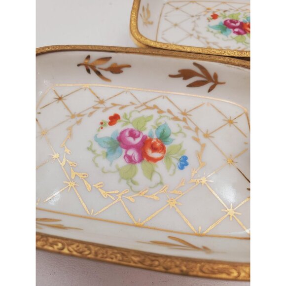 French Porcelaine Footed Ladies Hand Painted Ashtray Trimmed in Bronzed, Bronze - Picture 3 of 10